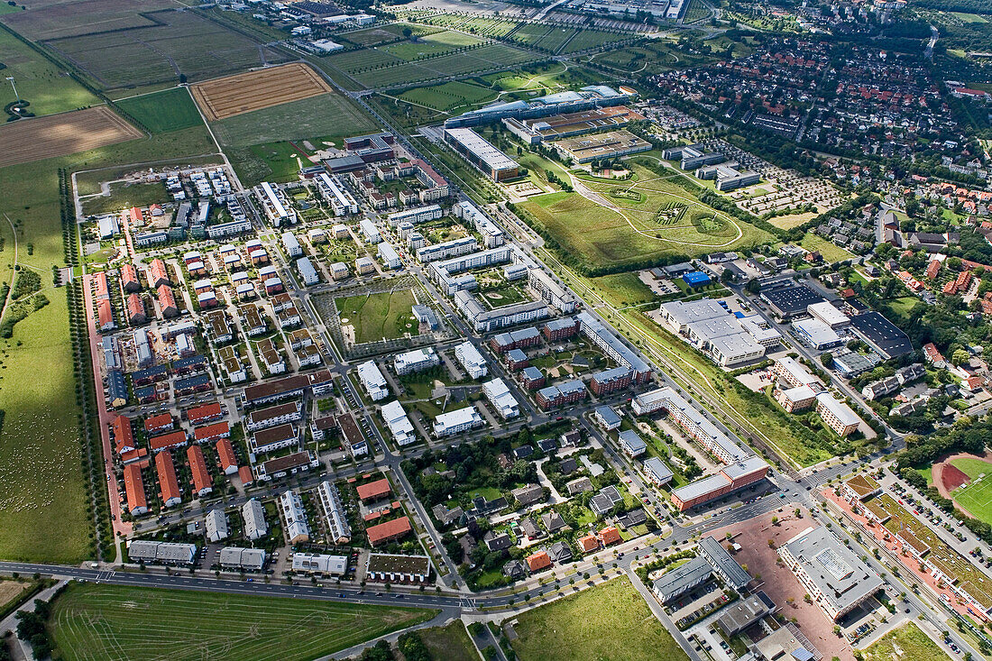 aerial view of Kronsberg housing district an Expo project, Bemerode, Hanover, Lower Saxony, northern Germany