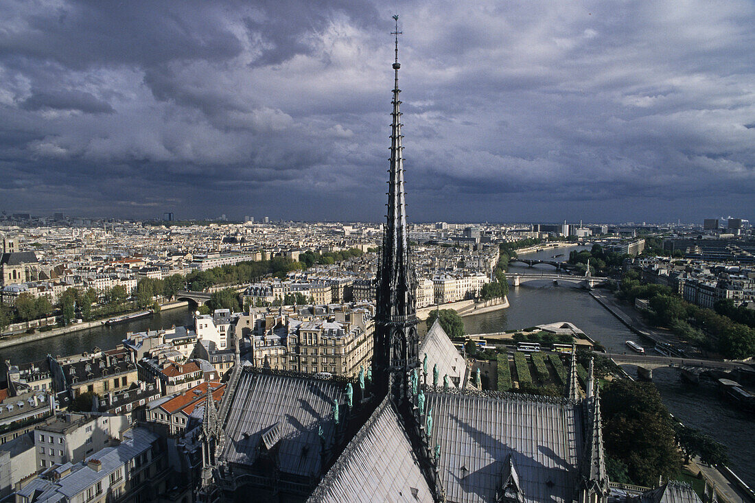 Dachreiter, Kathedrale Notre Dame, gotische Kirche, Kirchturmspitze, 4. Arrondissement, Paris, Frankreich