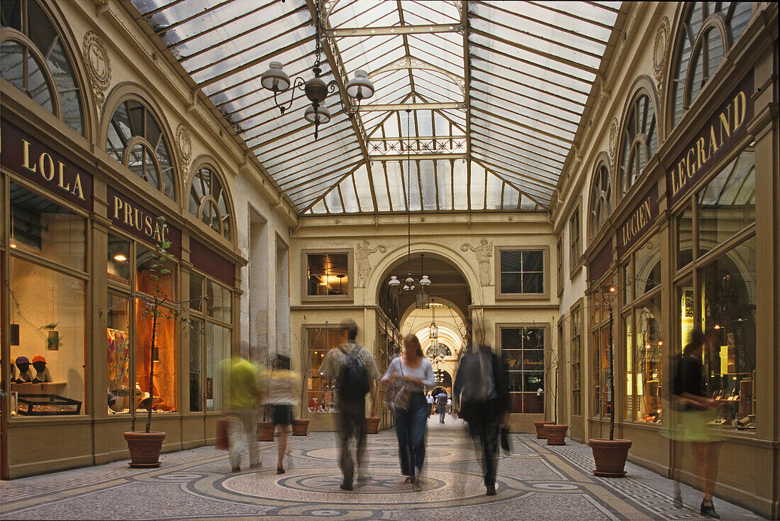 Galerie Vivienne, eine überdachte Ladenpassage mit Glasdach, Empire Stil, Denkmalschutz, 1826, rue des Petits Champs, rue Vivienne, 1. Arrondissement, Paris, Frankreich