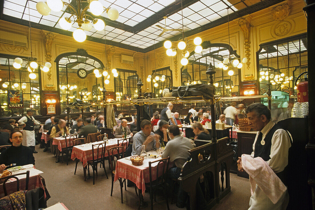 Menschen im Restaurant Chartier, 1896, preiswertes Restaurant, 9. Arrondissement, Paris, Frankreich, Europa