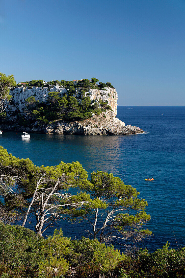 Spanien Balearen Menorca Cala Galdana Felsküste