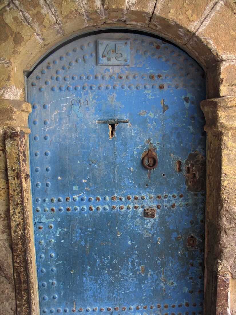 Africa, Blue, Cities, City, Closed, Color, Colour, Concept, Concepts, Daytime, Door, Doors, Doorway, Doorways, Entrance, Entrances, Entries, Entry, Essaouira, Exterior, House, Houses, Mogador, Morocco, North Africa, One, Outdoor, Outdoors, Outside, Travel