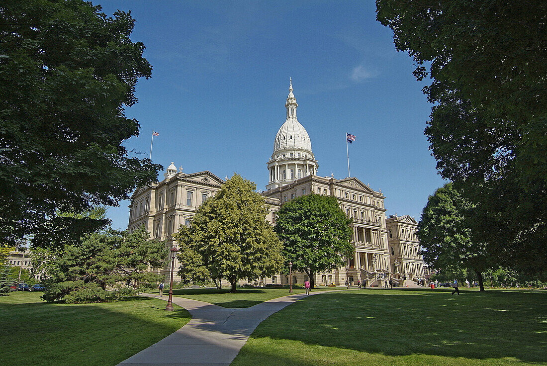 Michigan State Capitol building, Lansing. Michigan, USA