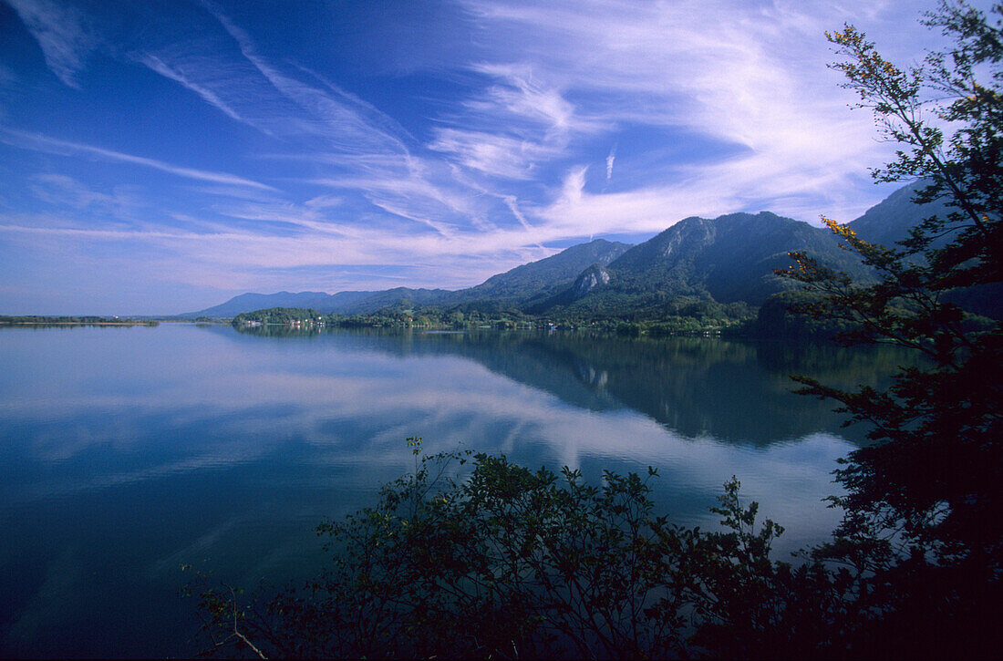 Kochelsee lake in the Bavarian Alpine foothills, Germany, Bavaria, Germany