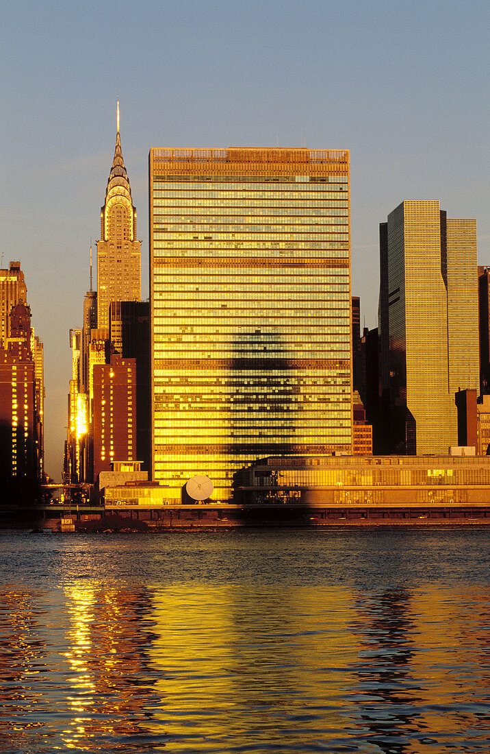 United Nations Headquarter and Midtown Manhattan skyline. New York City, USA