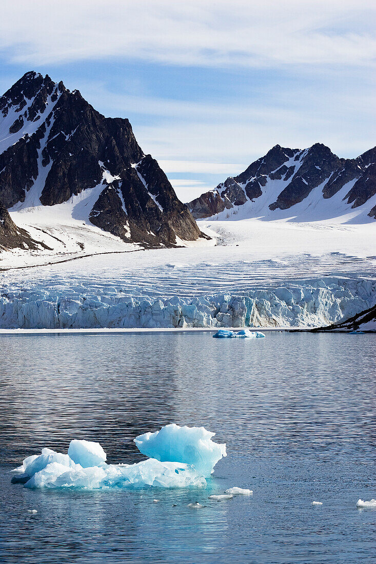 Glacier, Smeerenburgfjorden, Albert First Land, Spitsbergen, Norway