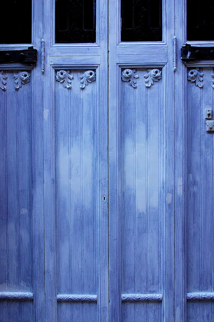Blue, Catalonia, Catalunya, Cataluña, Closed, Color, Colour, Daytime, Detail, Details, Door, Doors, Europe, Exterior, Gerona province, Girona province, House, Houses, Outdoor, Outdoors, Outside, Shut, Spain, Wood, Wooden, M02-510481, agefotostock