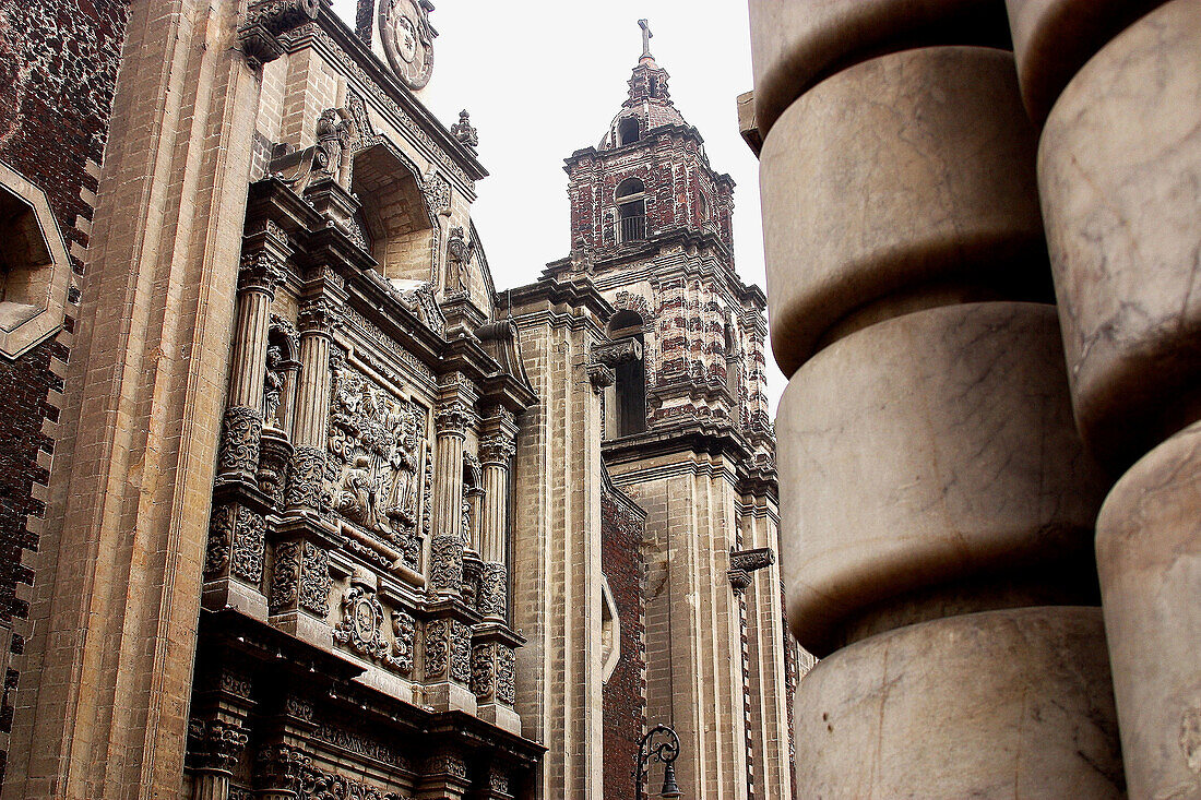 Architectural detail, Architectural details, Architecture, Building, Buildings, Cathedral, Cathedrals, Central America, Church, Churches, Color, Colour, Daytime, Exterior, Latin America, Mexico, Mexico City, Mexico D F, Mexico DF, North America, Outdoor, 