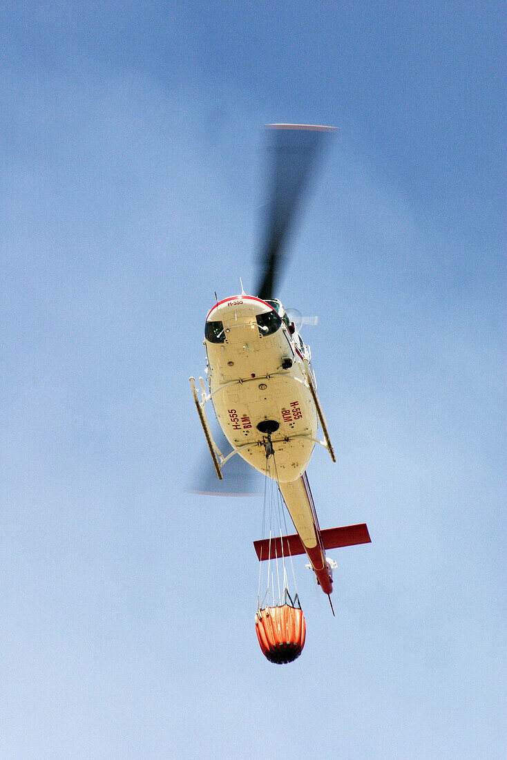 Helicopter fighting the Tehachapi fire in the Mojave Desert