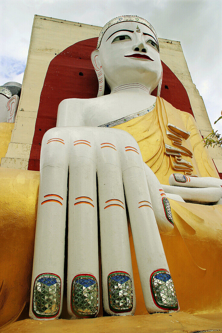 Kyaik Pagoda. Bago. Myanmar (Burma).