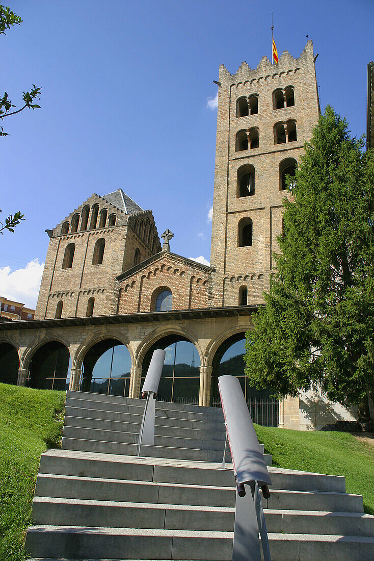 Romanesque monastery of Santa María de Ripoll (12th century). Ripollès. Girona province. Catalonia. Spain
