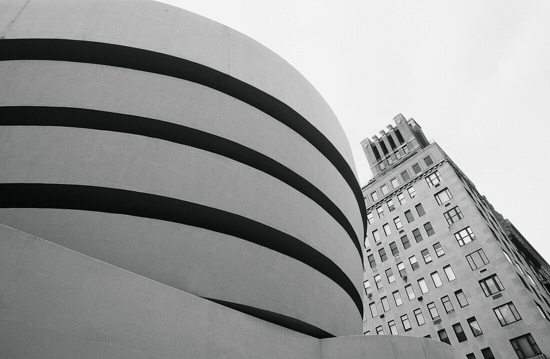 Guggenheim Museum, by Frank Lloyd Wright. New York City. USA