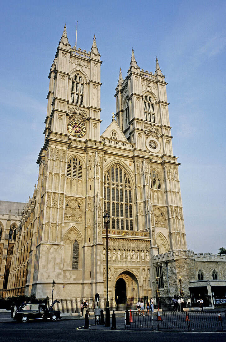 Westminster Abbey. Estern façade. London, England