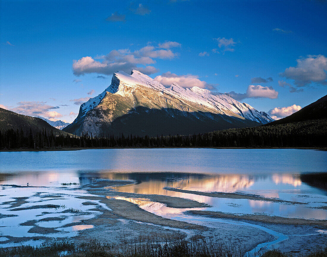 Vermillion Lake and Mount Rundle. Banff National Park. Alberta, Canada