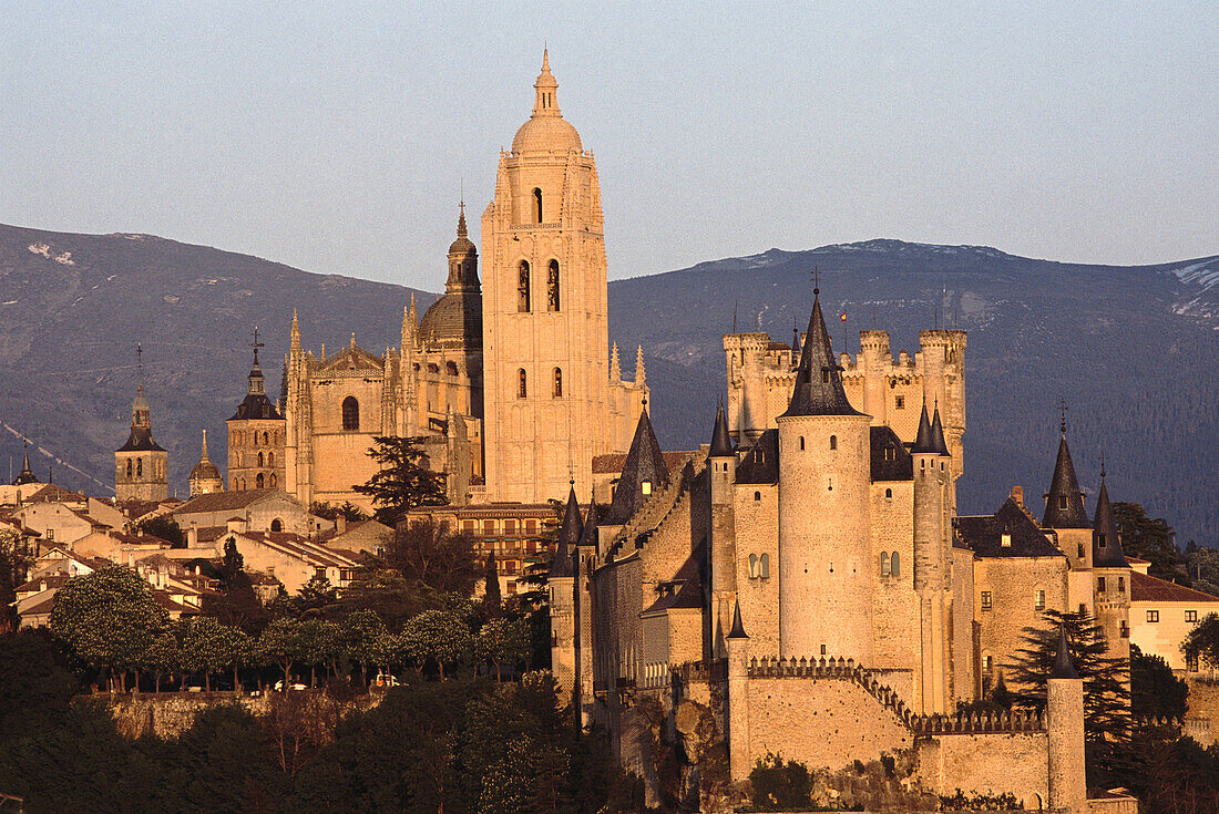 Alcázar and cathedral. Segovia. Spain