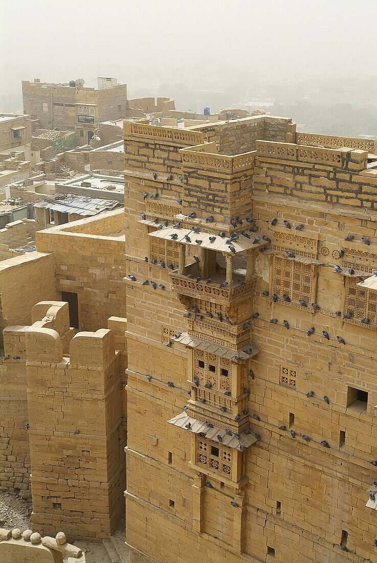 Fort, palace, Jailsalmer, Rajasthan, sand storm, India