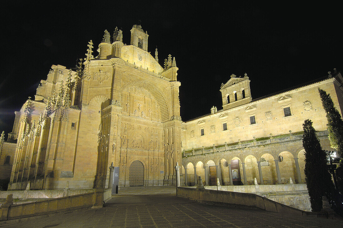 San Esteban Church at nigth. Salamanca province, Castilla y Leon, Spain