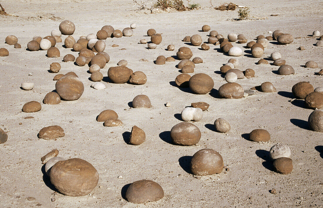 Cancha de Bochas. Valle de la Luna. San Agustín Valle Fértil. Argentina.