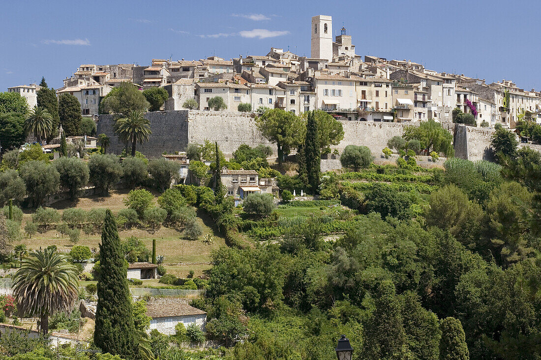 Village. Saint Paul. France