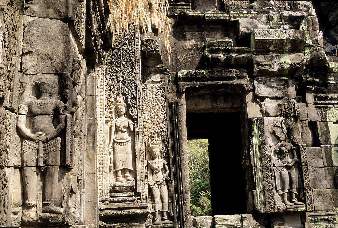 Reliefs in Angkor Wat temple complex. Cambodia