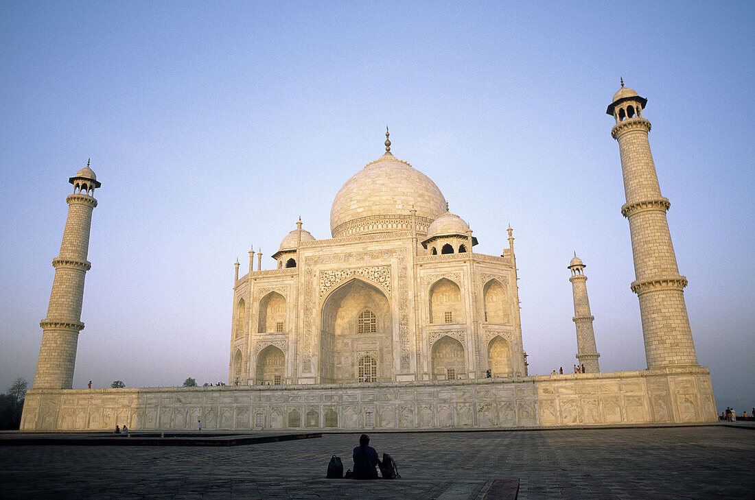 Taj Mahal, Agra. Uttar Pradesh, India