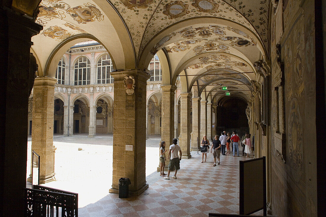 Palazzo dellArchiginnasio, Bologna. Emilia-Romagna, Italy