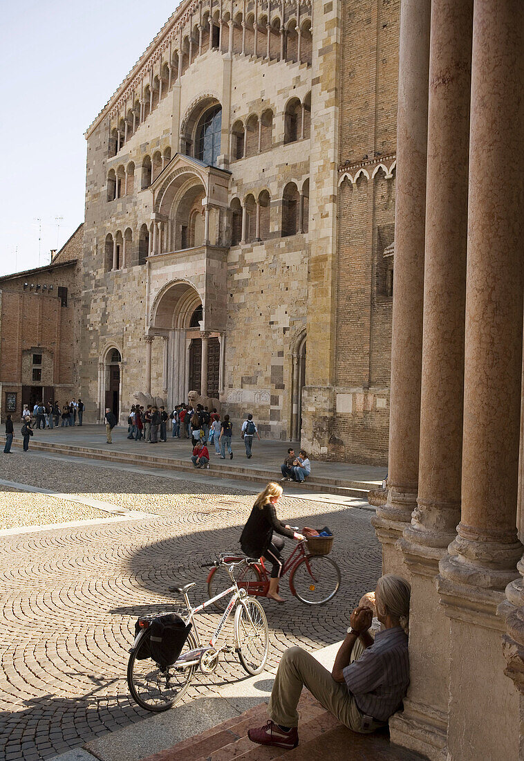 Piazza Duomo. Parma. Emilia Romagna. Italy.