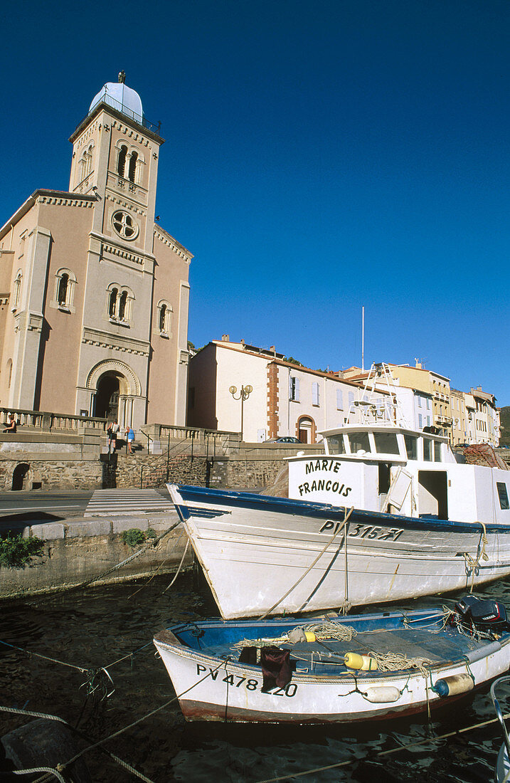 Church of Notre-Dame Bonne Nouvelle and port, Port-Vendres. France