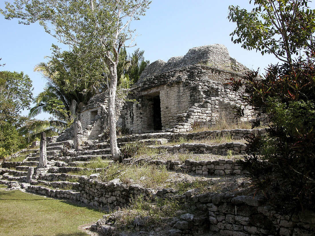 Mayan ruins of Kohunlich (Pre classic & Early Classic, 100 - 600 A.D.). Quintana Roo, Mexico