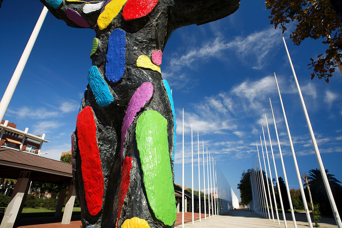 Sculpture Marc by Robert Llimós (1997) at Nova Icària, Barcelona. Catalonia, Spain