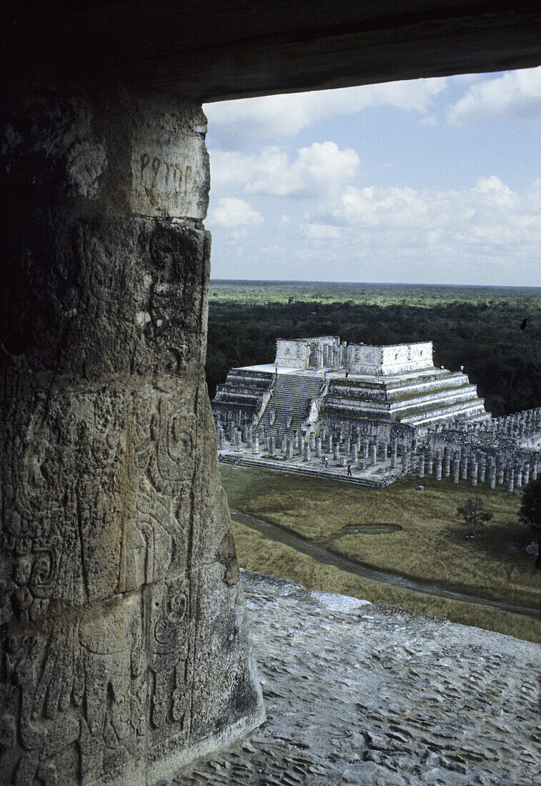 Temple of Warriors. Maya Architecture /Toltec influence. Chichen Itza, Yucatan, Mexico