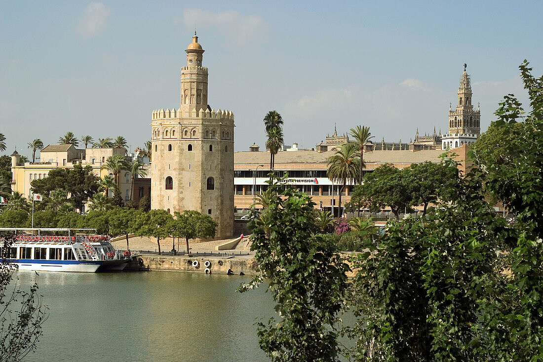 Torre del Oro, Sevilla. Andalusia, Spain