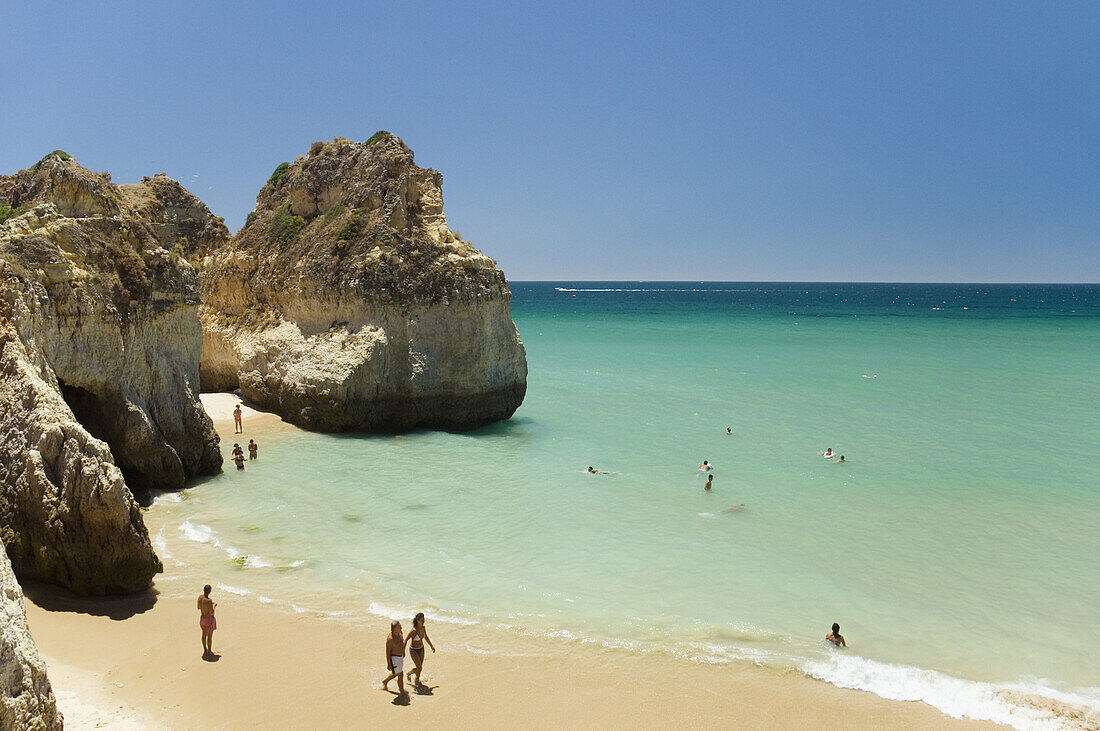 Praia dos tres Irmaos, Alvor. Algarve, Portugal