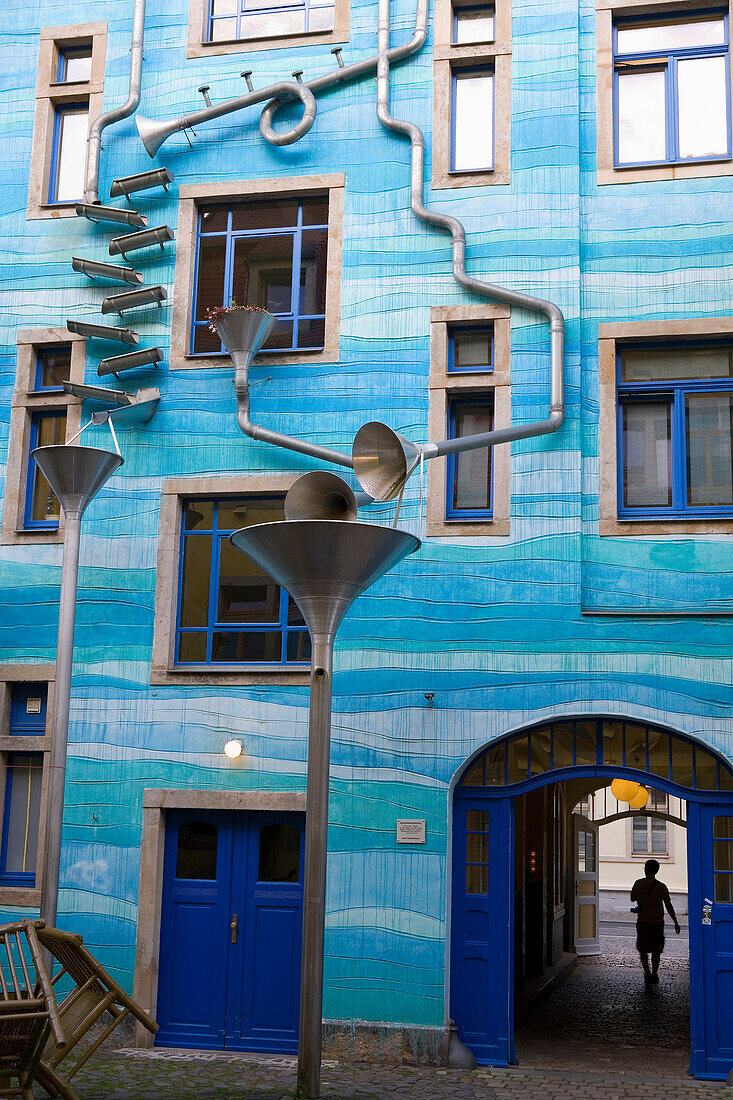 Der Hof der Elemente in der Kunsthofpassage, Dresden, Sachsen, Deutschland