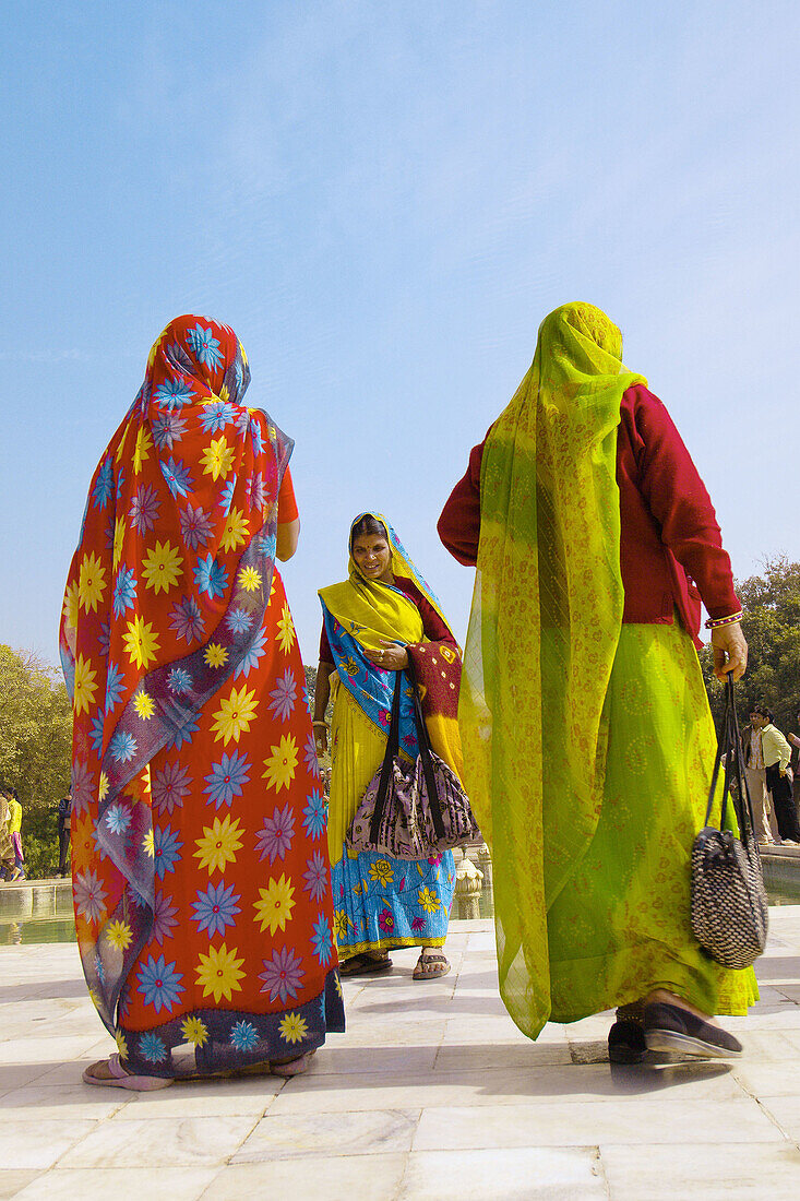 Women in saris at the Taj Mahal, Agra, Uttar Pradesh, India