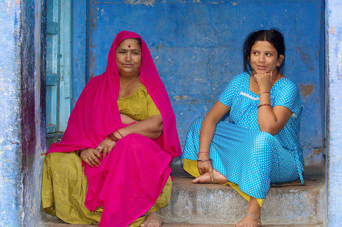 Women, the Blue City, Jodhpur, Rajasthan, India