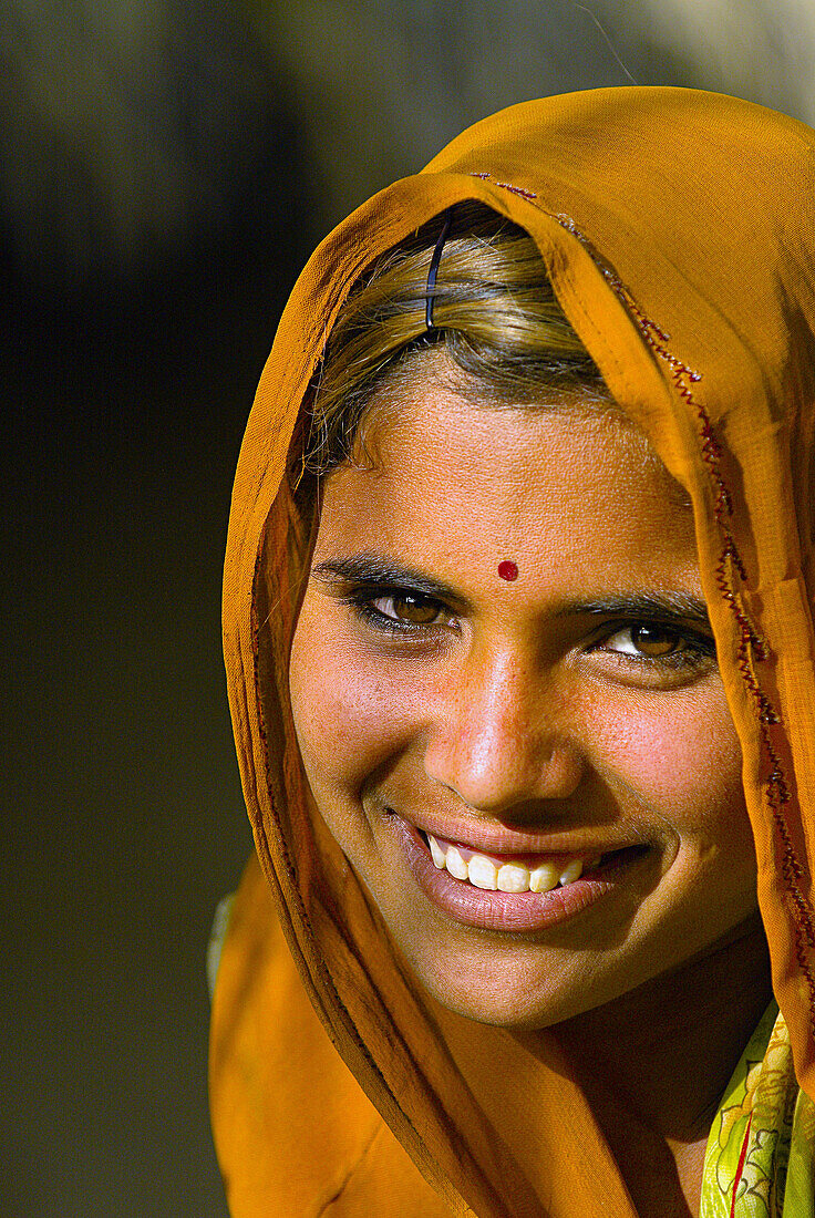 Young woman, Bishnoi tribal village, near Rohet, Rajasthan, India