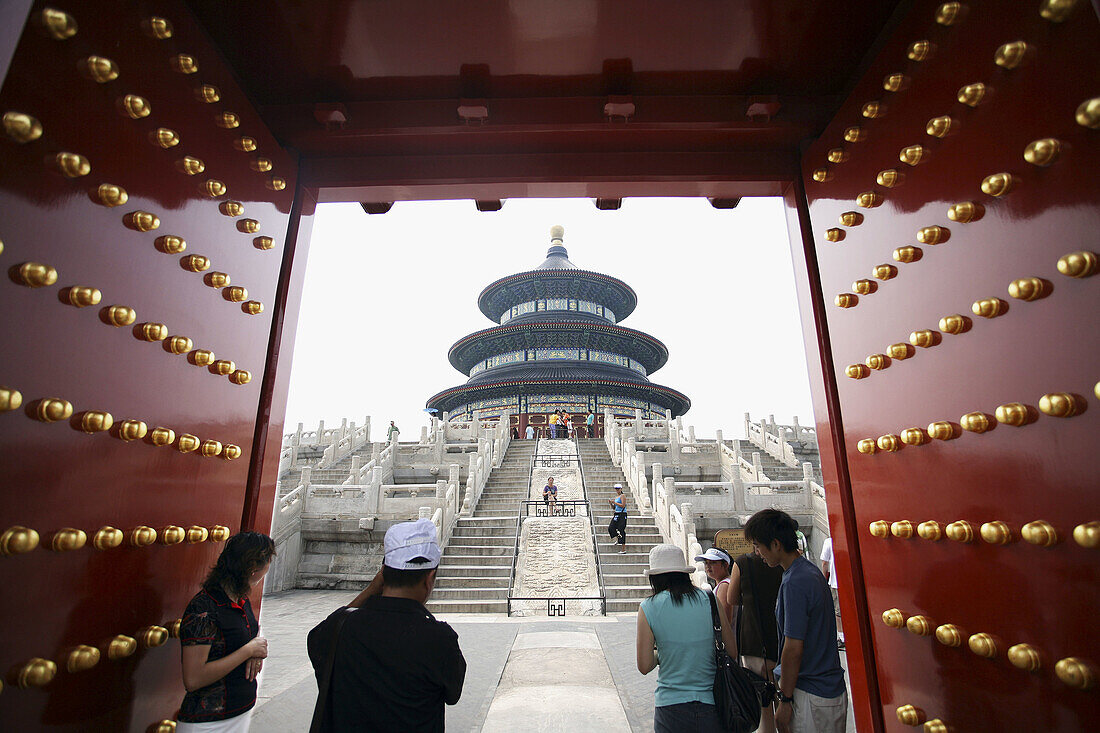 Architecture, Asia, Beijing, China, Color, Colour, Daytime, Entrance, Entrances, Entries, Entry, Far East, Frame, Framing, Gate, Gates, Human, Indoor, Indoors, Interior, Pekin, Peking, People, Person, Persons, Stairs, Steps, Temple, Temple of Heaven, Temp