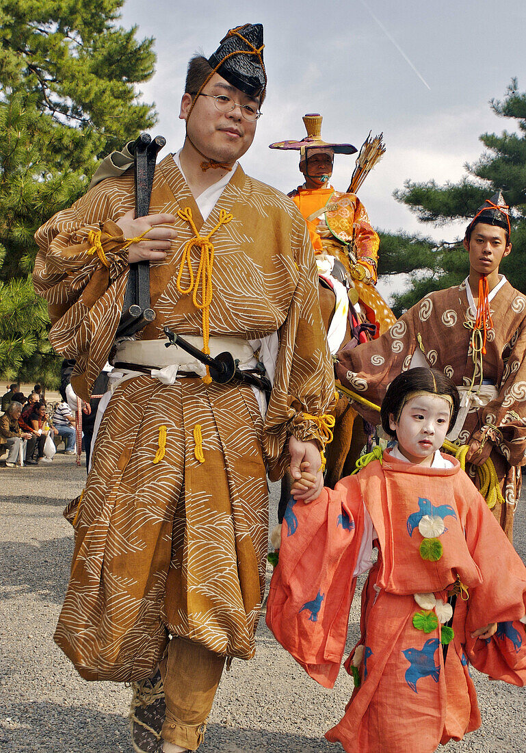 Kyoto Jidai Matsuri 06 (The Festival of the Ages). Costumed participants.