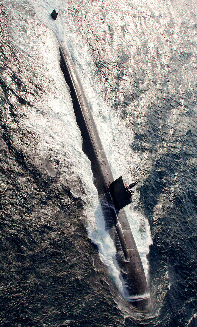 Los Angeles-class fast attack submarine USS Asheville (SSN 758)