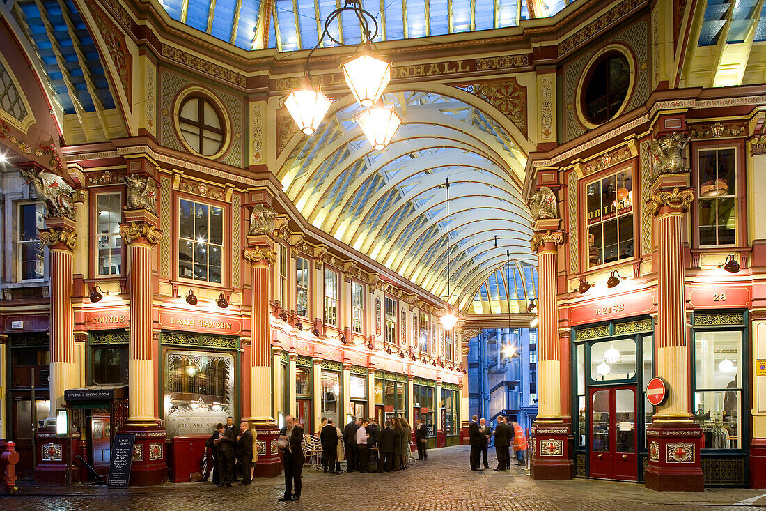 Leadenhall Market, viktorianischen Gusseisen Bau, London, England, Europa