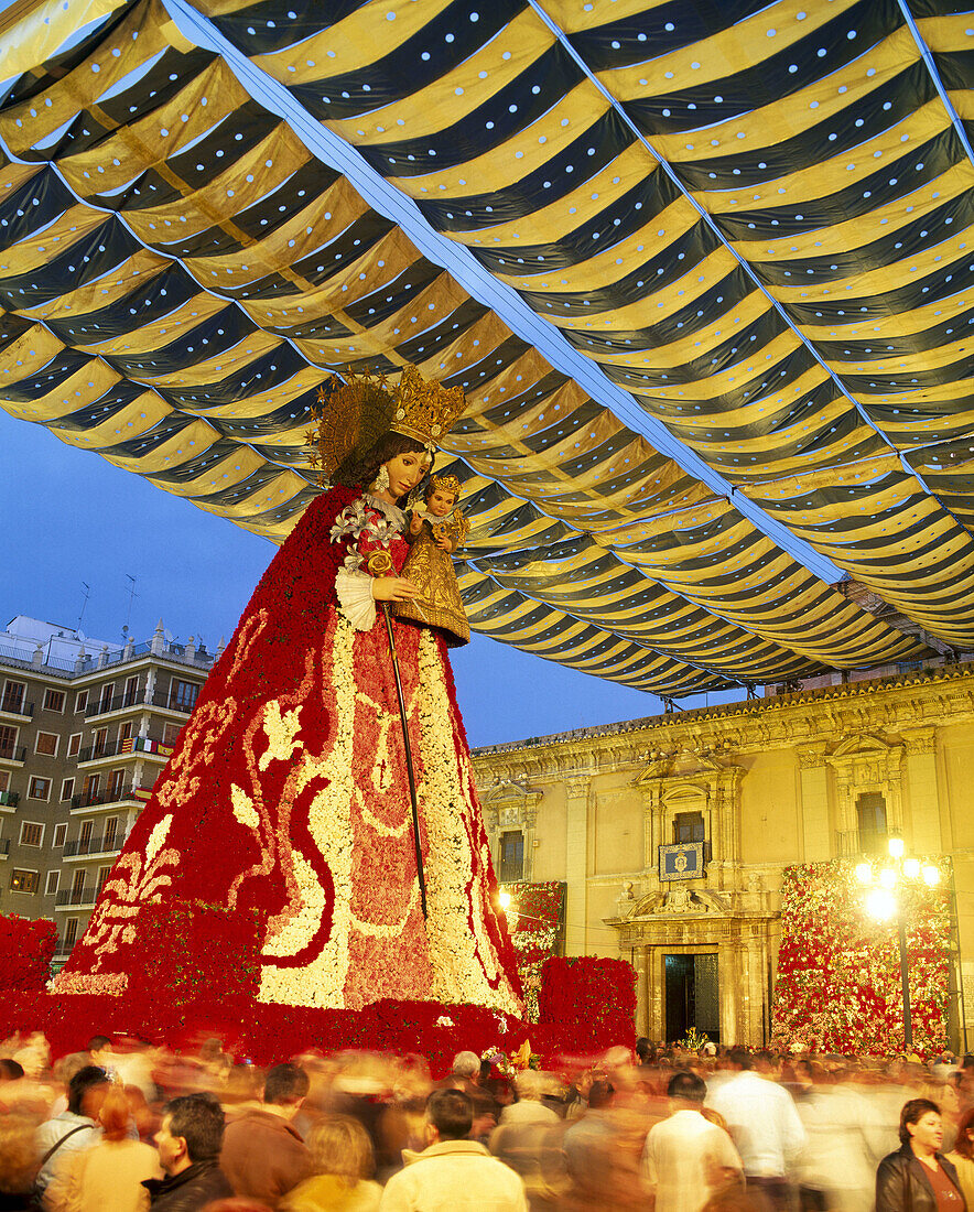 Offerings to image of virgin during fallas fest, Valencia. Comunidad Valenciana, Spain