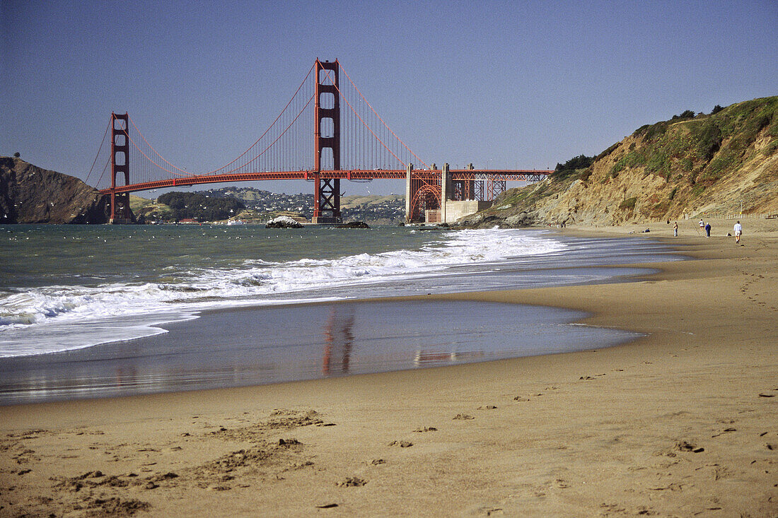 Golden Gate Bridge viewed from the beach adjacent to the Presidio, San Francisco. California, USA