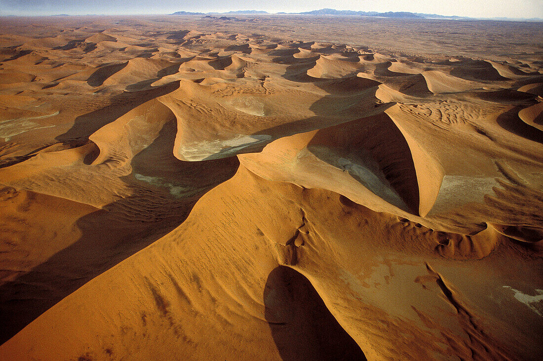 Namibia, World Heritage Site, Namib-Naukluft National Park, Sosussvlei, Worlds tallest sand dunes, beautiful scenics