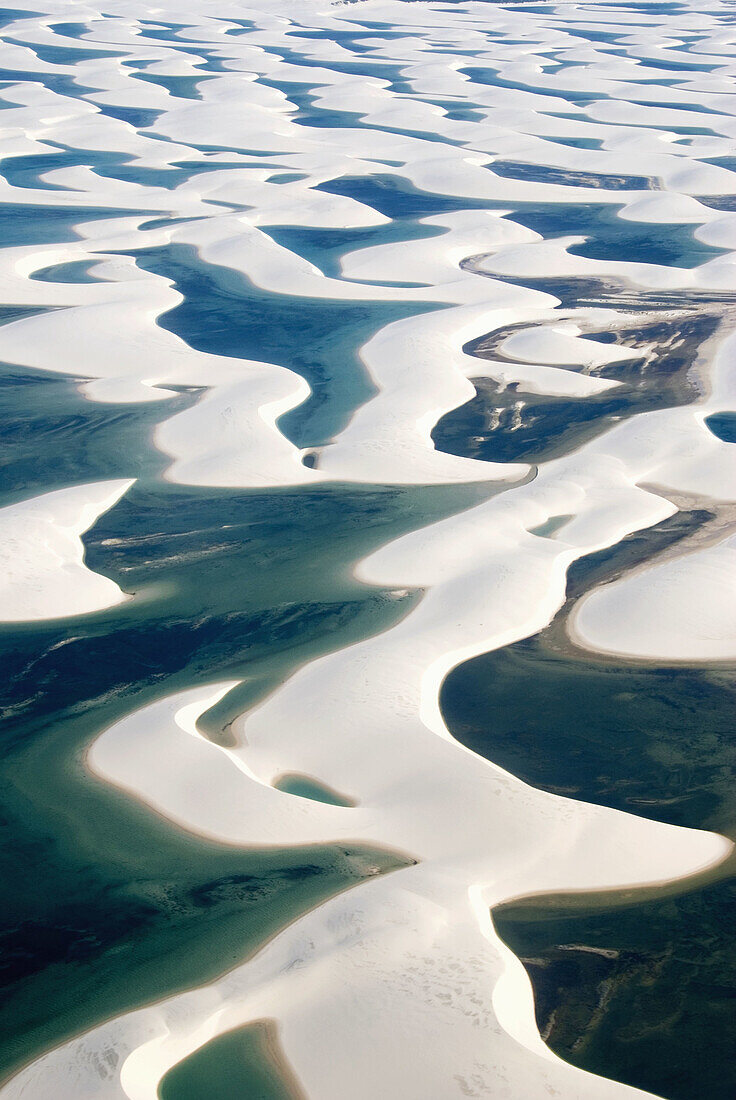 Brazil, Maranhao, Aerial view of Lençois Maranhenses National Park