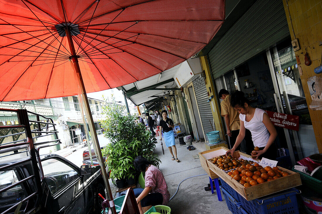 Fruit and vegetable vendor, Phra Nathon quarter, Bangkok, Thailand