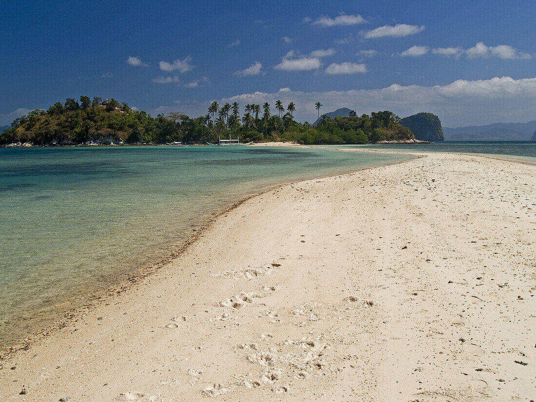 ground view from beautiful Snake Island, Palawan, Philippines