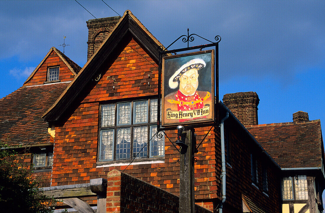 Europe, Great Britain, England, Kent, Hever, Pub ''King Henry VIII''