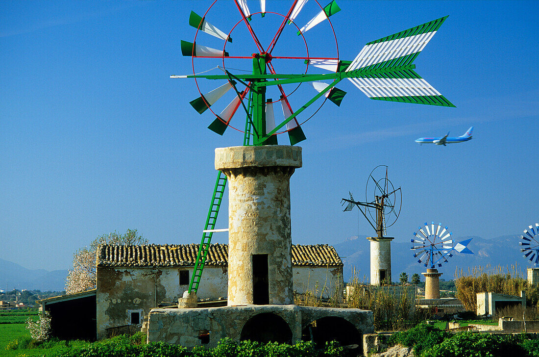 Europe, Spain, Majorca, near Sant Jordi, windmills