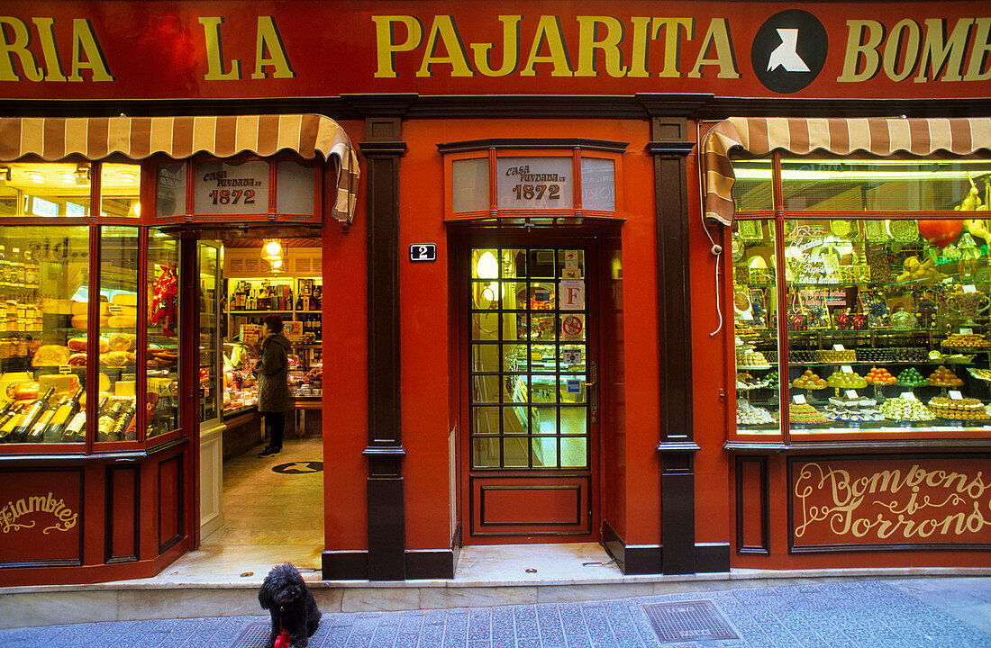 Europe, Spain, Majorca, Palma, La Pajarita, sweets shop